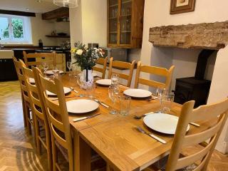 House - Sleeps 10 Pet friendly & Parking - 7