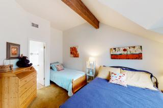 Whispering Pines Retreat - 6