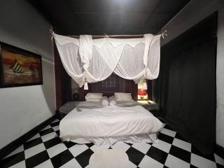 Log Cabin Mountain View Tugu Selatan Cisarua - 7