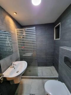 Deir Ghbar 3 rooms apart - Amman - 6