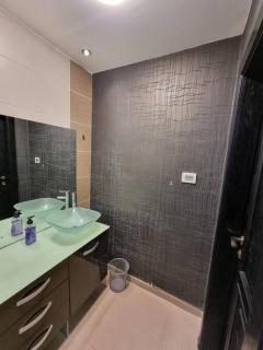 Deir Ghbar 3 rooms apart - Amman - 1