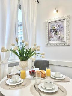Vintage Top Centre Apartment - Sofia - 4
