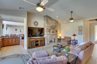 Hot Tub, Yard and Views Spacious Cave Creek Home - Cave Creek - 2