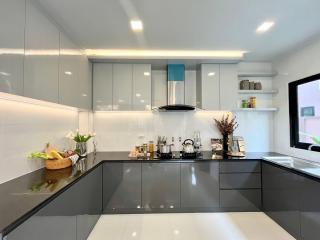 Southern Peak Pool Villa Huay Yai Pattaya - Ban Huai Yai - 7