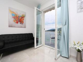 Apartment Sea View - 1
