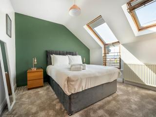 Titanic View Penthouse - Gated complex - Parking - Belfast - 1