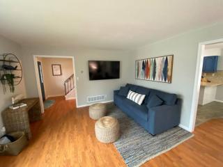 Stunning and Spacious 3br/2.5 ba only a block to the Bay Beaches - Wildwood Highlands Beach - 7