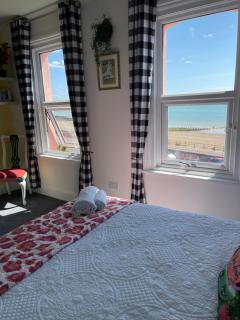 "The Parlour" Seafront Apartment - 0