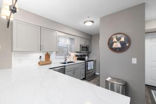 Hadley's Place at Pointe Royale, Pristine 2 Bed 2 Bath Condo - Branson - 7