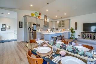 Half Moon Bay Vacation Rental 1 Mile to Beach! - Half Moon Bay - 6