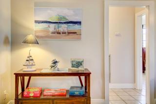 Coastal Long Beach Rental with Patio, Walk to Beach! - Long Beach - 3