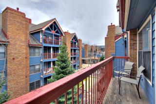 River Mnt Lodge W320 - 6