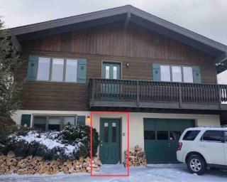 Cozy Cabin Condo by the Mountain, 5mins to skiing! - 9