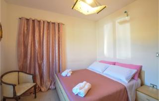 3 Bedroom Beautiful Home In Ricadi - Ricadi - 7