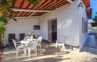 3 Bedroom Beautiful Home In Ricadi - 3