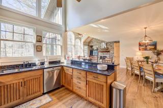 Lake Access and On-Site Creek Lake Toxaway Home! - Lake Toxaway - 2