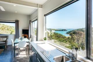 Delamore Cove - Kowhai - Stay Waiheke - Matiatia Bay - 4