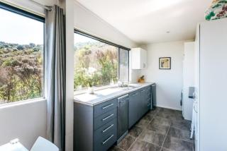 Delamore Cove - Kowhai - Stay Waiheke - Matiatia Bay - 6