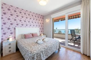 797 HOLIDAY RENTALS - Amplio piso con terraza en primera línea de playa - 8