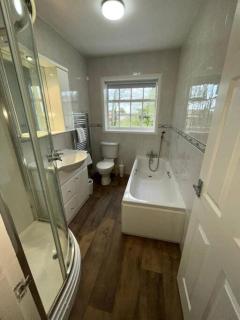 Lydney House Swaffham Sleeps 22 - Swaffham - 2