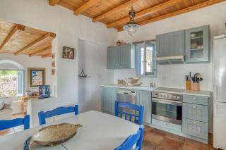 House Feinikas - Quiet area with Beach access - Drios - 2
