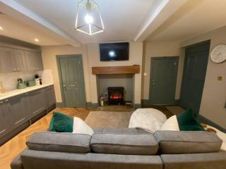 The Ebor Suite a cosy apartment in Haworth - 2