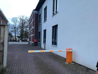 88 12Apartement City Enschede with Private Parking - 4