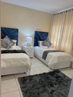 Isibani luxury apartment - Richards Bay - 4