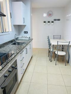 APARTAMENTO CENTRO 3 HABITACIONES CON AIRE ACONDICIONADO Y WIFI A 150m DE LA PLAYA Y CASTILLO - Peñíscola - 5