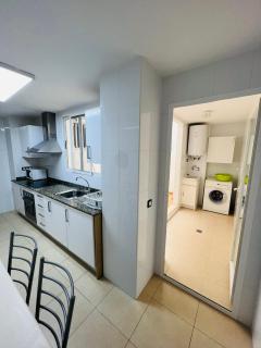 APARTAMENTO CENTRO 3 HABITACIONES CON AIRE ACONDICIONADO Y WIFI A 150m DE LA PLAYA Y CASTILLO - Peñíscola - 3