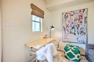 Updated Lake Conroe Cabin Rental - Walk to Water! - Willis - 6