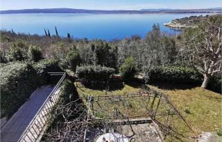 Stunning Apartment In Dramalj With Wifi - 9