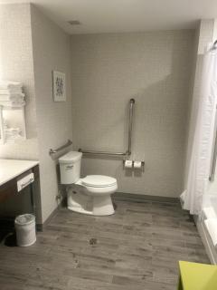 Hampton Inn By Hilton Kingston - Kingston - 5