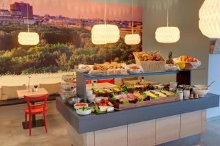 MEININGER Hotel Berlin Airport - Berlin - 4