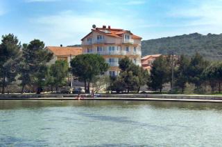 Family friendly apartments with a swimming pool Kraj, Pasman - 334 - Kraj - 9