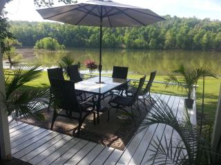 Lakehouse has Spectacular View plus Easy Access! - Rogers - 9