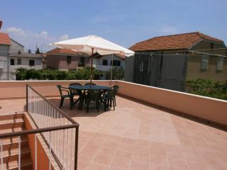 Apartments Juraga - Murter - 9