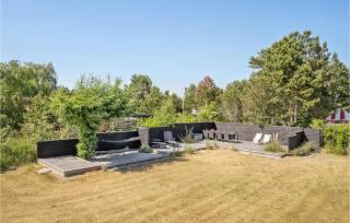 3 Bedroom Cozy Home In Rødby - 9