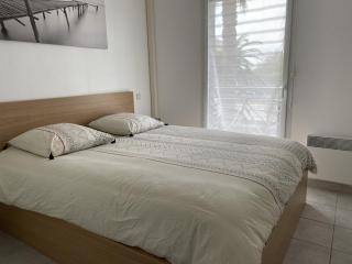 Appartement 2 pièces avec climatisation, parking, proche plage, commerces et activités - Classé 3 étoiles - FR-1-338-426 - Sète - 4