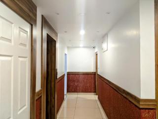 Hotel Feathers - Ernakulam - 3