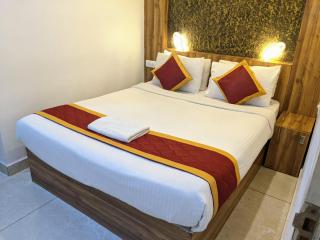 Hotel Feathers - Ernakulam - 8
