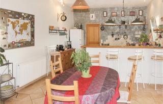 4 Bedroom Beautiful Home In Goult - Goult - 5