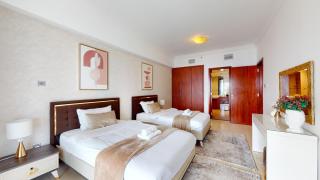 LV38 - Elegant 2BHK in Lake View Tower - Dubai - 4