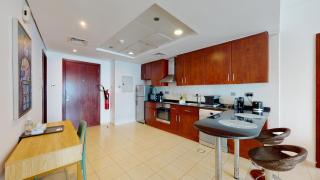 LV38 - Elegant 2BHK in Lake View Tower - 8