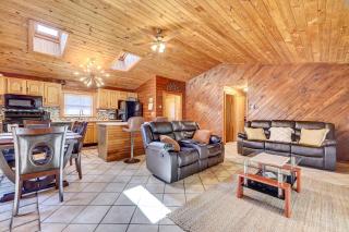 Pocono Vacation Rental with Game Room! - 5