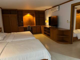 Naraigrand Hotel (โรงแรมนารายณ์แกรนด์) - Chai Badan - 4