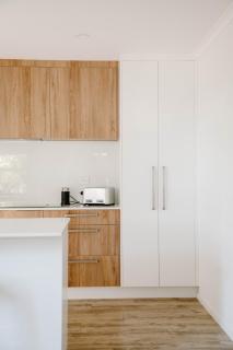 Nelson Central Town House - 9