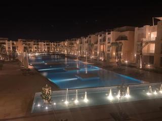 Mangroovy - 2BR La Blanca Pool View - Hurghada - 8
