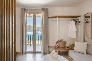 Theseus Seafront House - 0