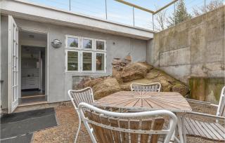 Amazing Home In Allinge - Allinge - 9